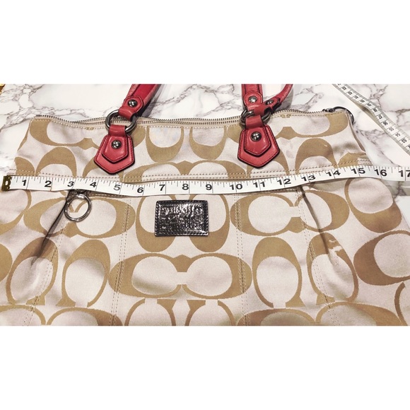 Coach Handbag - Picture 6 of 8